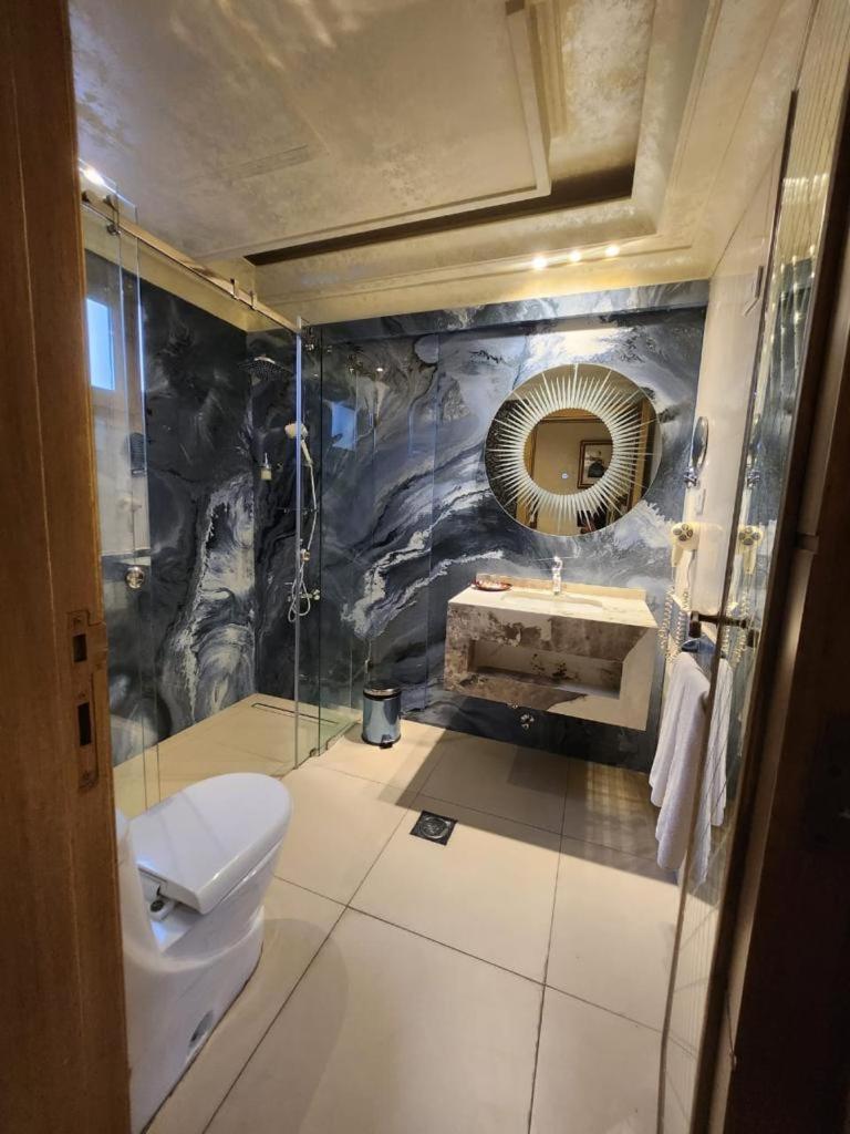 Q Hotel Bejrút Kültér fotó